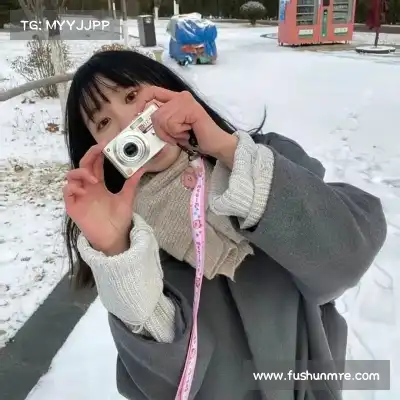 卫菡杉